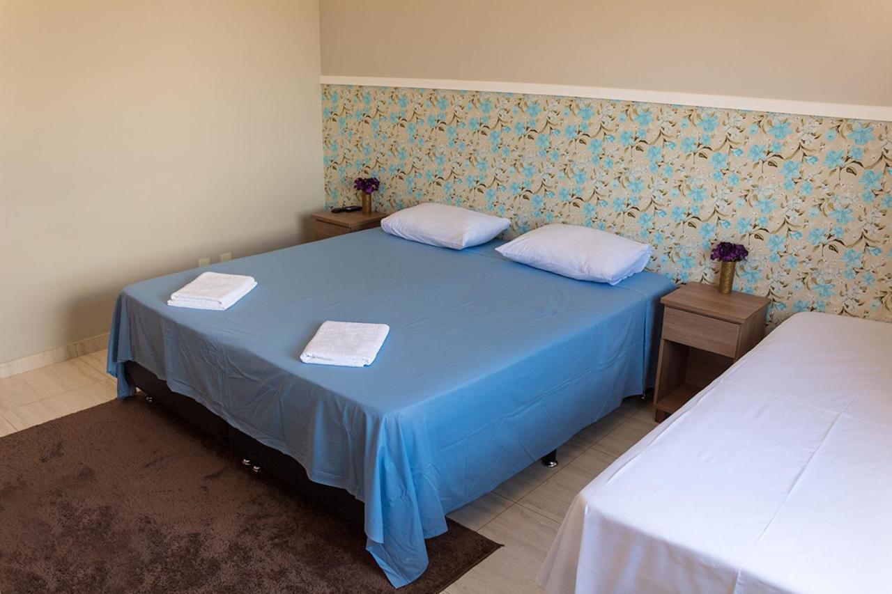 Pouso Oliveira Suites Сан-Жуан-Батиста-ду-Глория Экстерьер фото