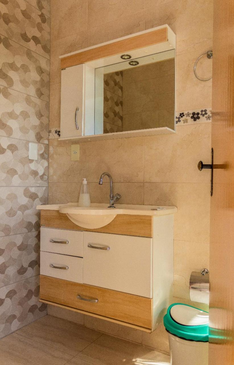Pouso Oliveira Suites Сан-Жуан-Батиста-ду-Глория Экстерьер фото